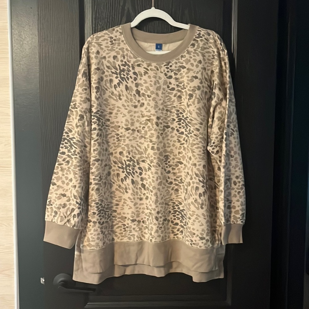Old Navy Beige Leopard Print Sweater